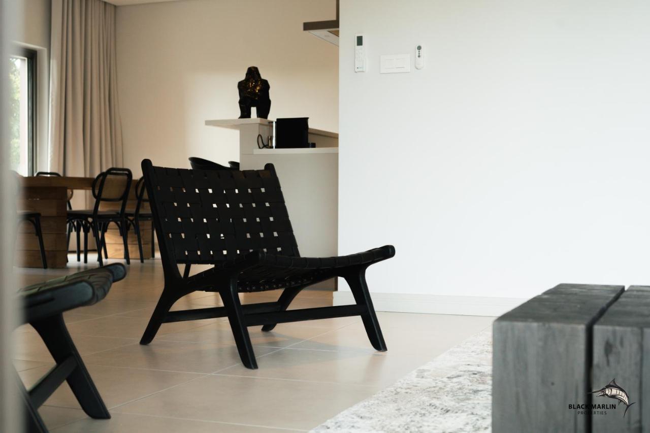 Black Marlin Apartments 佩雷贝勒 外观 照片