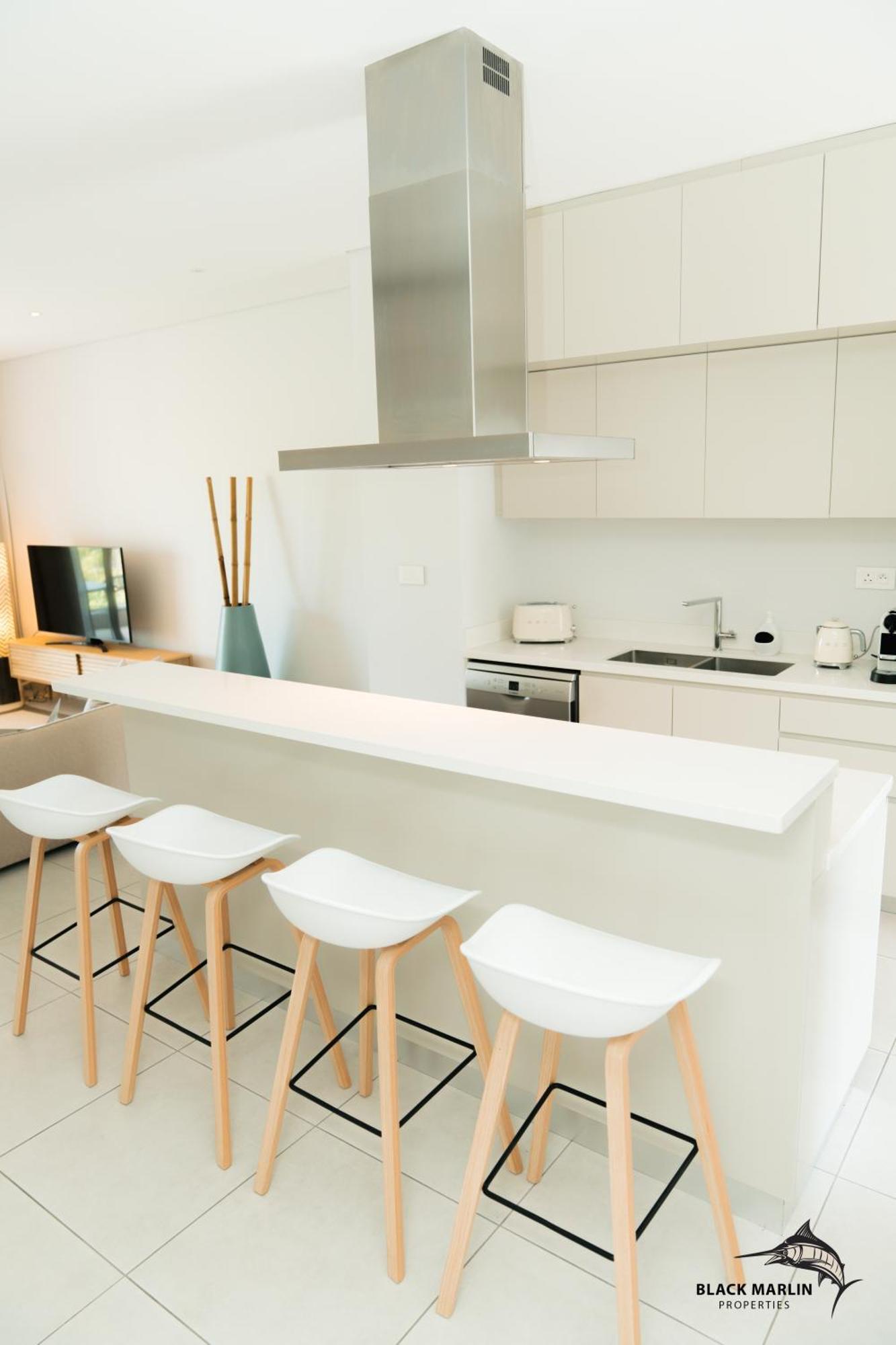 Black Marlin Apartments 佩雷贝勒 外观 照片